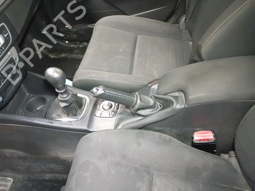 Mittelkonsole Mittelkonsole RENAULT MEGANE III Grandtour (KZ0/1) 1.5 dCi (KZ09, KZ0D, KZ1G, KZ29, KZ14, KZ1W, KZ10, KZ1F,... (110 hp) 38336919 38336919
