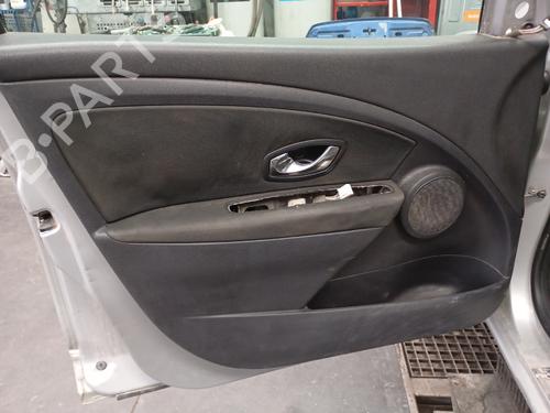 Used Left front window motor Left front window motor RENAULT MEGANE III Grandtour (KZ0/1) 1.5 dCi (KZ09, KZ0D, KZ1G, KZ29, KZ14, KZ1W, KZ10, KZ1F,... (110 hp) 38336913 38336913
