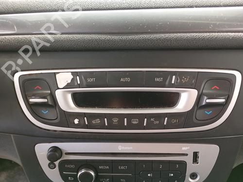 Used Climate control Climate control 38444818 38444818