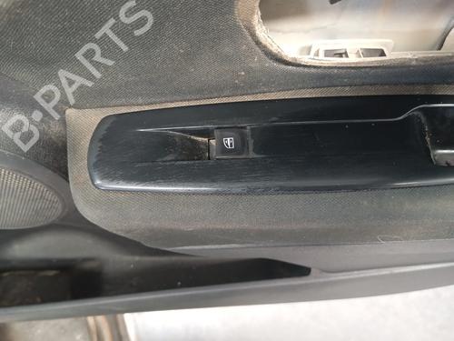 Used Right front window switch Right front window switch 38444807 38444807