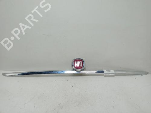 Used Tailgate trim Tailgate trim 38525798 38525798