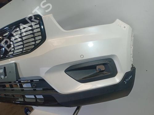 Full front VOLVO XC40 (536) D4 AWD | BP39077951S1 - Image 6