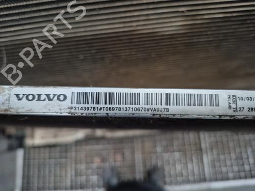 Full front VOLVO XC40 (536) D4 AWD | BP39077951S1 - Image 28