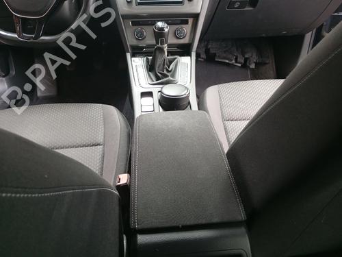 Used Armrest / Center console Armrest / Center console 38560791 38560791