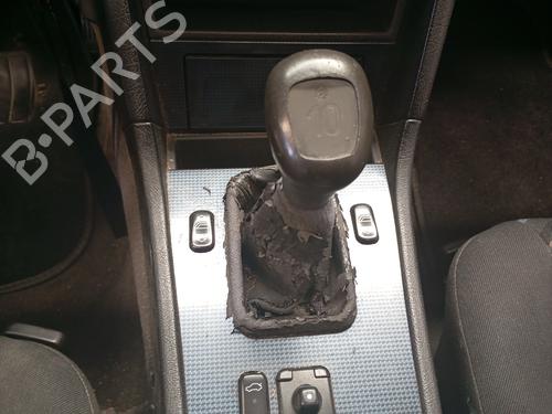 Used Gear lever Gear lever MERCEDES-BENZ C-CLASS (W202) C 220 D (202.121) (95 hp) 38753488 38753488