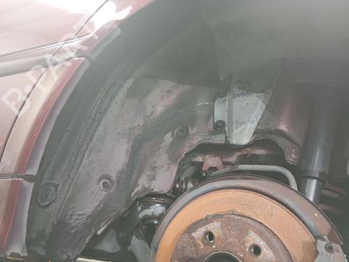 wheel-arch-mercedes-benz-c-class-w202-1993-1994-1995-1996-1997-1998-1999-2000-38753418 main image
