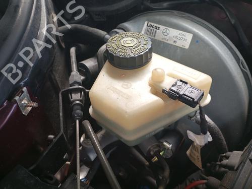 Used Brake master cylinder Brake master cylinder MERCEDES-BENZ C-CLASS (W202) C 220 D (202.121) (95 hp) 38753492 38753492