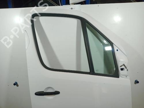 Used Right front door Right front door 38760204 38760204