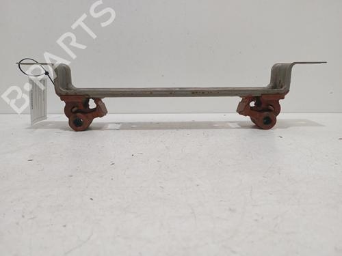 Støtte Støtte RENAULT MASTER III Van (FV) 2.3 dCi 130 FWD (FV0M, FV0Y, FV0J, FV02, FV03) (130 hp) 39612539 39612539