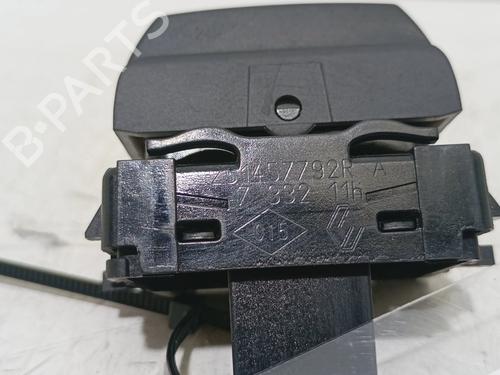 Switch RENAULT MASTER III Van (FV) 2.3 dCi 130 FWD (FV0M, FV0Y, FV0J, FV02, FV03) | BP39598953I30 - Image 3