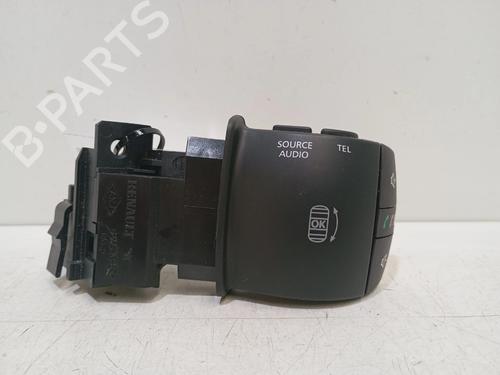 Used Switch Switch RENAULT MASTER III Van (FV) 2.3 dCi 130 FWD (FV0M, FV0Y, FV0J, FV02, FV03) (130 hp) 39593224 39593224