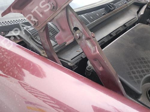 Bisagra/Limitador de puerta Bisagra/Limitador de puerta MERCEDES-BENZ C-CLASS (W202) C 220 D (202.121) (95 hp) 39696122 39696122