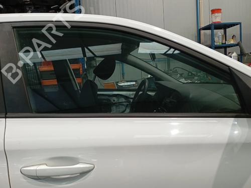 Used Front right door window Front right door window HYUNDAI i20 II (GB, IB) 1.1 CRDi (75 hp) 39696143 39696143