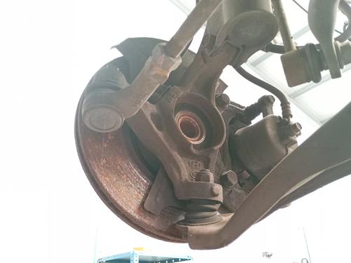 Used Left front steering knuckle Left front steering knuckle HYUNDAI i20 II (GB, IB) 1.1 CRDi (75 hp) 39715019 39715019