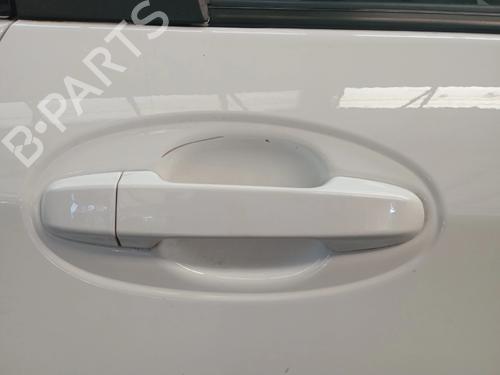 front-right-exterior-door-handle-toyota-yaris-_p13_-2010-2011-2012-2013-2014-2015-2016-2017-2018-2019-2020-39963642 main image