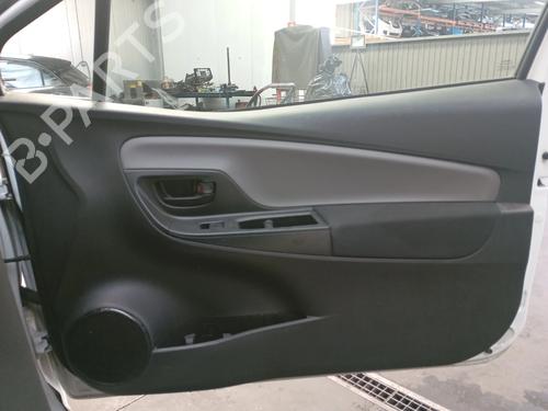 Used Front right panel Front right panel TOYOTA YARIS (_P13_) 1.4 D (NLP130_, NLP130) (90 hp) 39963648 39963648
