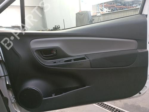 Used Right front window motor Right front window motor TOYOTA YARIS (_P13_) 1.4 D (NLP130_, NLP130) (90 hp) 39963646 39963646