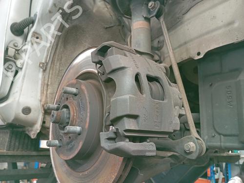 Used Right front brake caliper Right front brake caliper TOYOTA YARIS (_P13_) 1.4 D (NLP130_, NLP130) (90 hp) 39982742 39982742