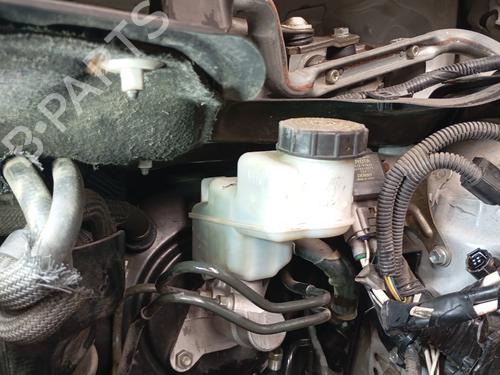 Used Brake master cylinder Brake master cylinder TOYOTA YARIS (_P13_) 1.4 D (NLP130_, NLP130) (90 hp) 40019296 40019296