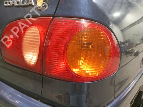 Used Right taillight Right taillight TOYOTA COROLLA (_E11_) 1.4 16V (ZZE111_, ZZE111R) (97 hp) 39963620 39963620