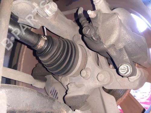 Fusée avant gauche TOYOTA AURIS (_E15_) 1.4 D-4D (NDE150_, NDE150R) (90 hp) 23474465