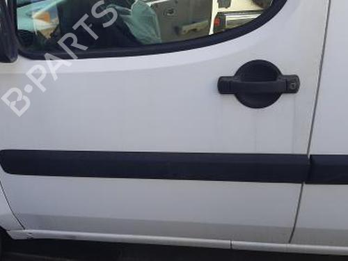 Used Left front door FIAT DOBLO Box Body/MPV (223_) 1.9 JTD (105 hp) 23476190
