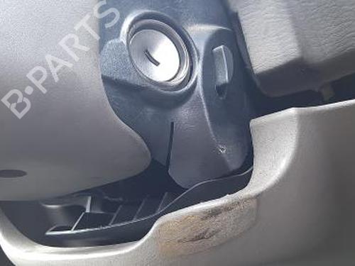 Used Steering column CHRYSLER VOYAGER / GRAND VOYAGER III (GS_, NS_) [1992-2001]  23476400