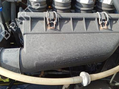 Used Air filter box MERCEDES-BENZ 190 (W201) D 2.0 (201.122) (72 hp) 23487651