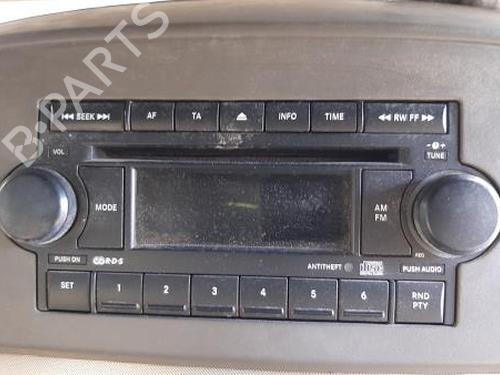 Radio JEEP GRAND CHEROKEE III (WH, WK) [2004-2011]  23472368
