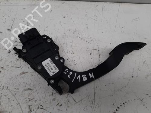 Used Pedal FORD FIESTA V (JH_, JD_) 1.4 16V (80 hp) 23473379