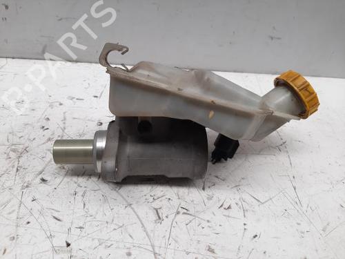 Brake master cylinder FORD FIESTA V (JH_, JD_) 1.4 16V | BP23473382M77