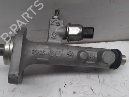 Brake master cylinder MERCEDES-BENZ C-CLASS (W203) C 180 Kompressor (203.046) | BP23476312M77