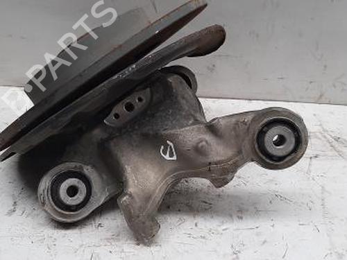 Venstre hjullejehus spindel MERCEDES-BENZ GLA-CLASS (X156) GLA 220 CDI (156.903) | BP23477039M27 