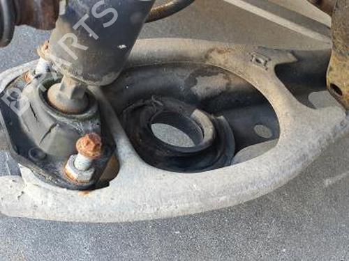 Used Left rear suspension arm BMW 3 Touring (E91) 320 d (163 hp) 23479989