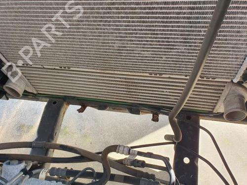 Used Intercooler LAND ROVER DISCOVERY III (L319) 2.7 TD 4x4 (190 hp) 23485577