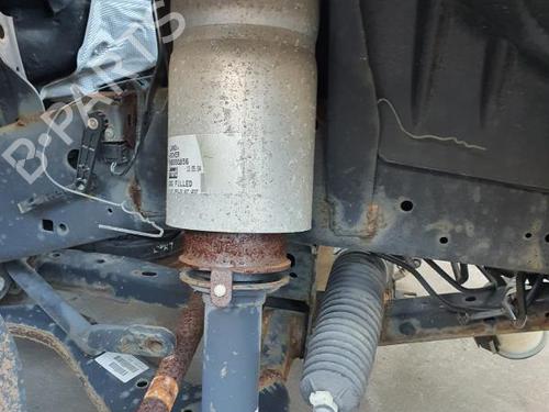 Used Right front shock absorber LAND ROVER DISCOVERY III (L319) 2.7 TD 4x4 (190 hp) 23485641