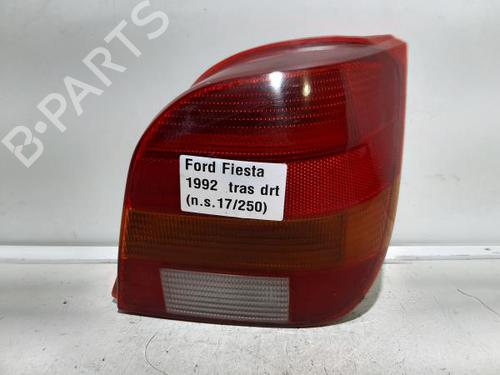Højre baglygte Højre baglygte FORD FIESTA III (GFJ) 1.8 D (60 hp) 23487734 23487734