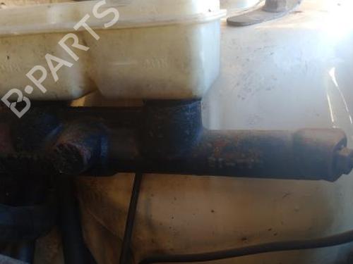 Used Brake master cylinder VOLVO 240 Kombi (P245) 2.4 Diesel (79 hp) 23487930