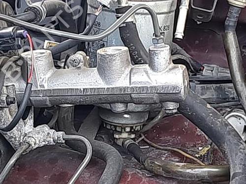 Used Brake master cylinder TOYOTA LAND CRUISER 90 (_J9_) [1995-2003]  23472075