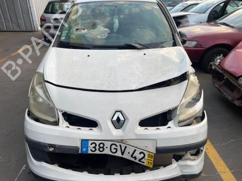 Brugte RENAULT CLIO III Hatchback Van (SB_, SR_) 1.5 dCi (68 hp) 2824506