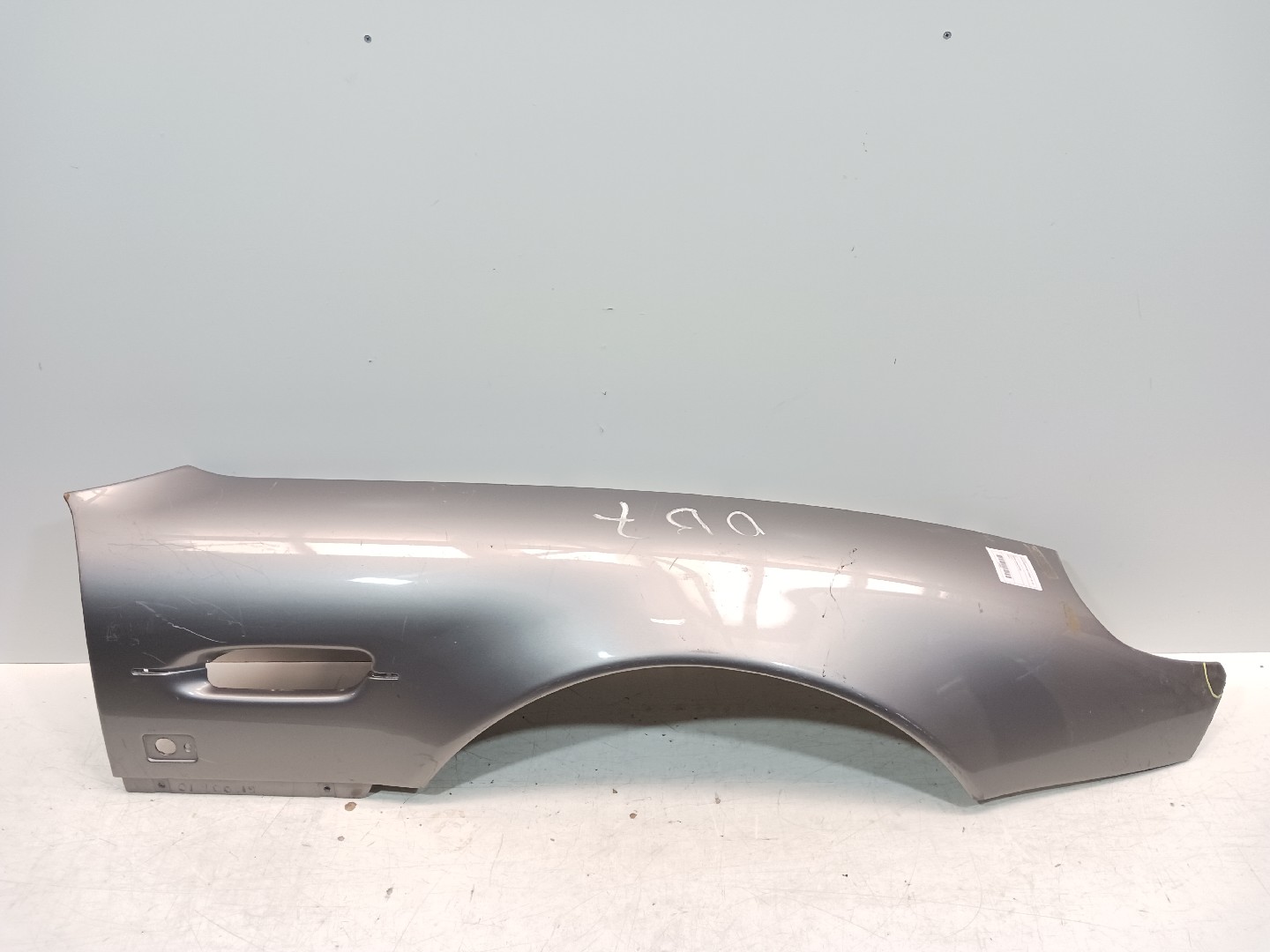 Right front fenders – Aston Martin DB7 Vantage (1994-2003)