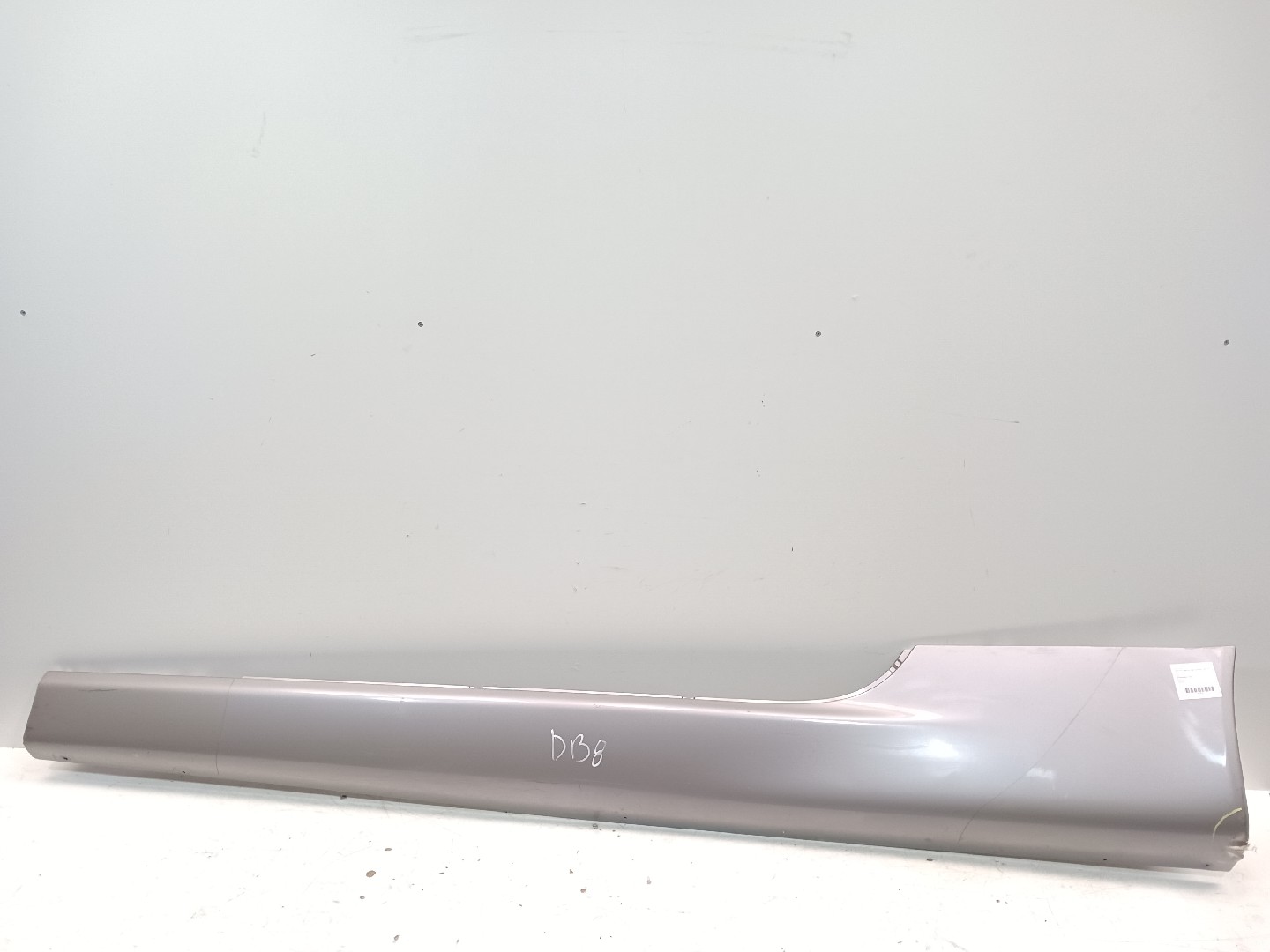 Left sideskirt – Aston Martin DB9 Vantage (2004-2016)