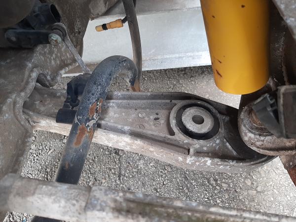 Right front suspension arm – Porsche 911 (996) 3.4 Carrera (1997-1999)