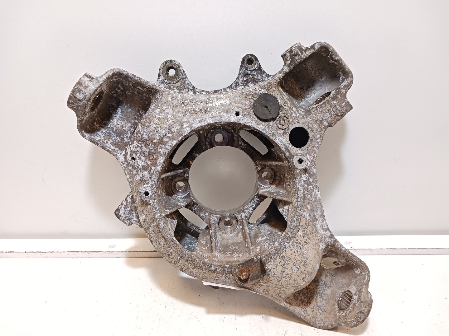Left rear steering knuckle – Ferrari 360 (F131) 3.6 Modena (1999-2005)