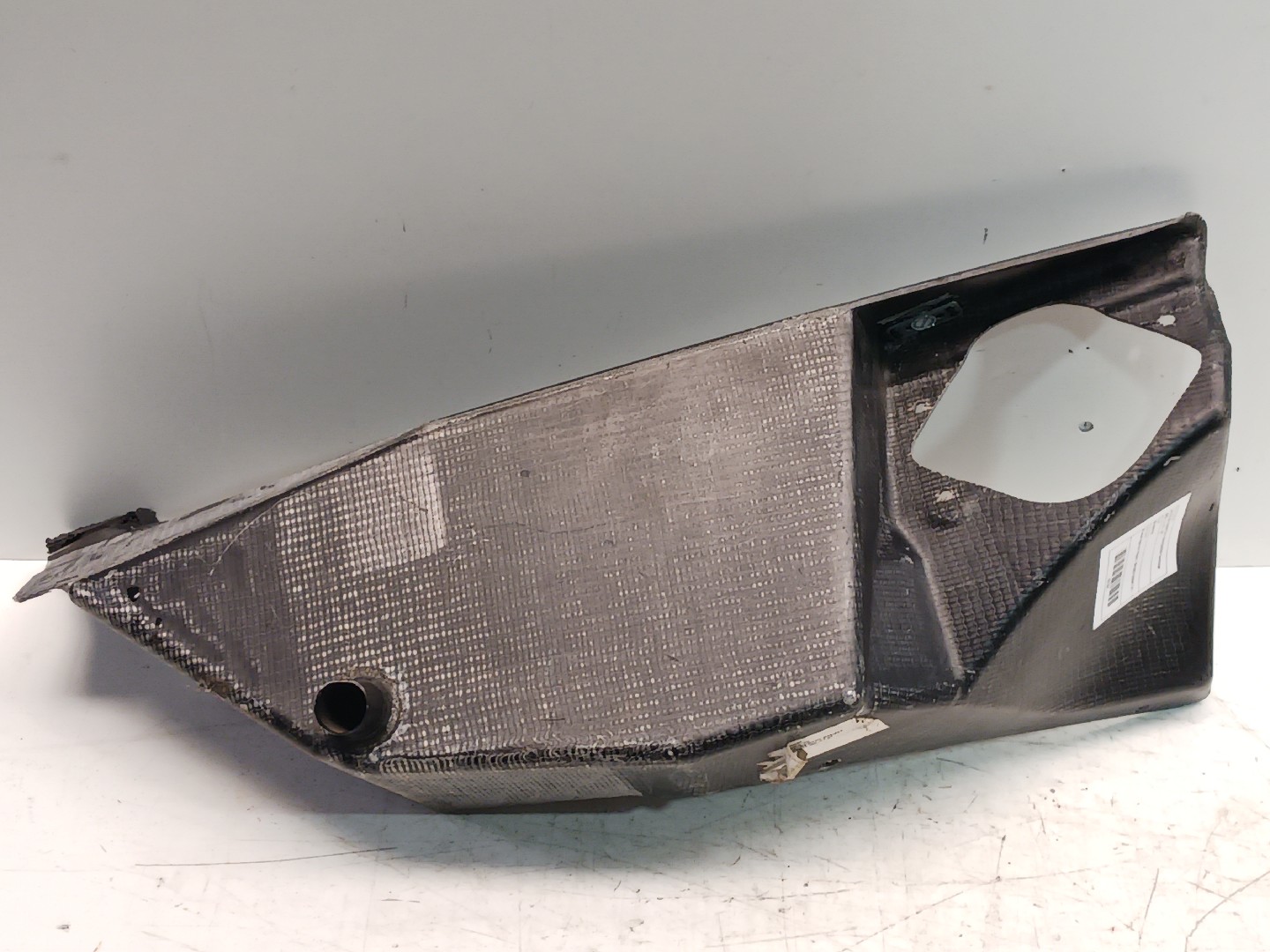 Support – Aston Martin VANQUISH Vantage (2001-2007)