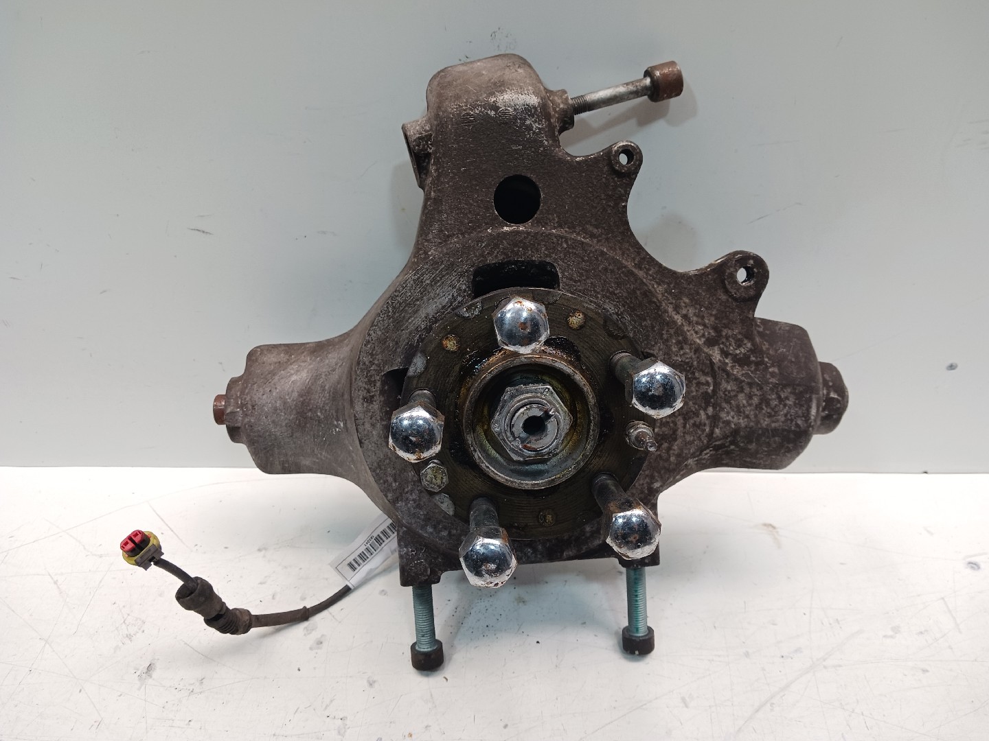 Right front steering knuckle – Ferrari 360 (F131) 3.6 Modena (1999-2005)