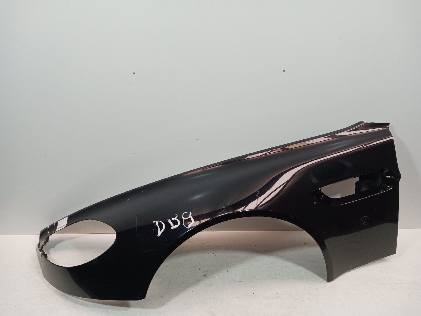 Left front fenders – Aston Martin VANTAGE Vantage (2005-2026)