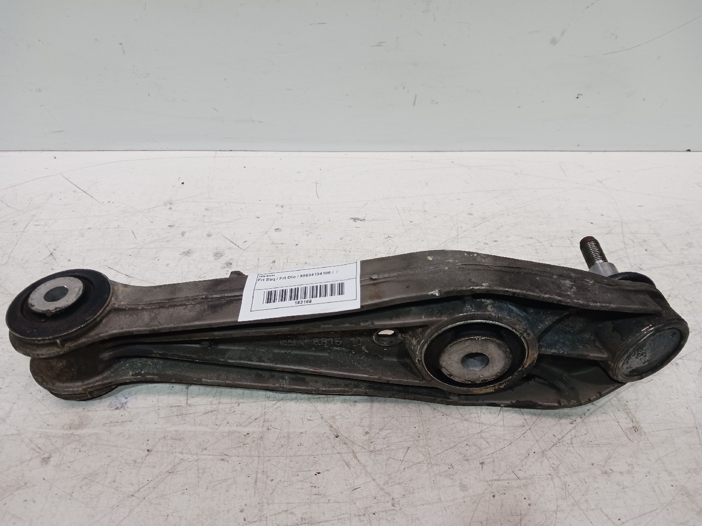 Right front suspension arm – Porsche 911 (996) 3.6 Carrera (2001-2004)