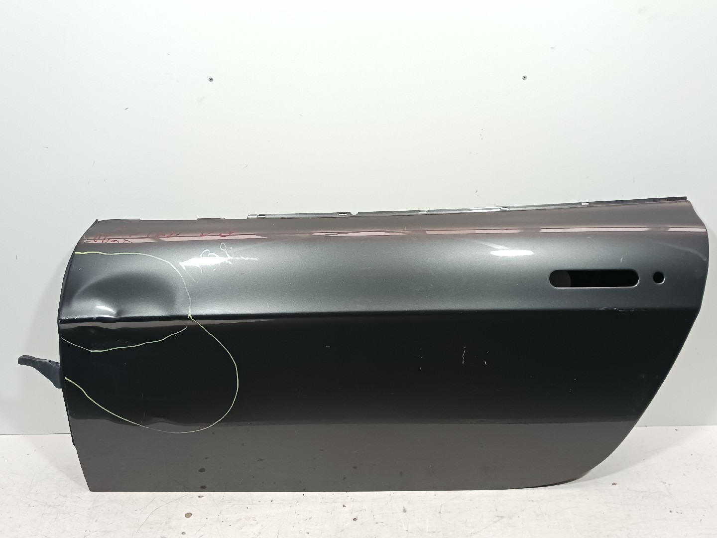 Left front door – Aston Martin VANTAGE Vantage (2005-2026)