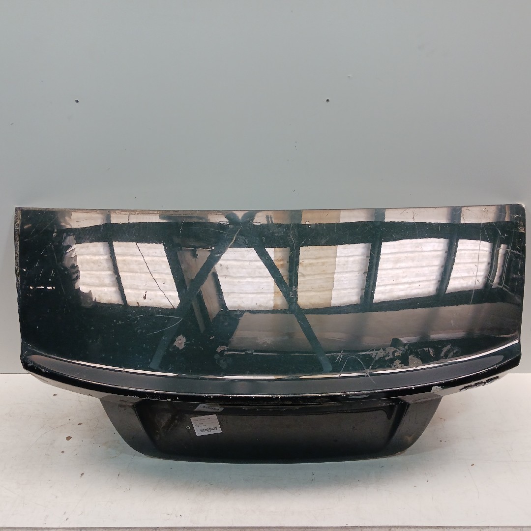 Tailgate – Aston Martin DB9 Vantage (2004-2016)